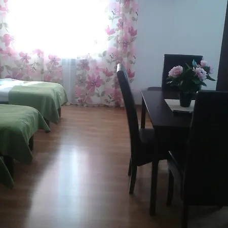 Gosciniec Margo Μοτέλ Janki